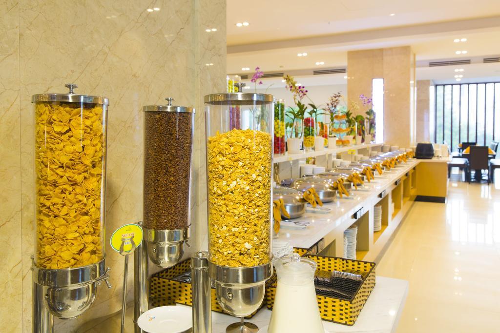 Dendro Gold Hotel Nha Trang Exterior foto