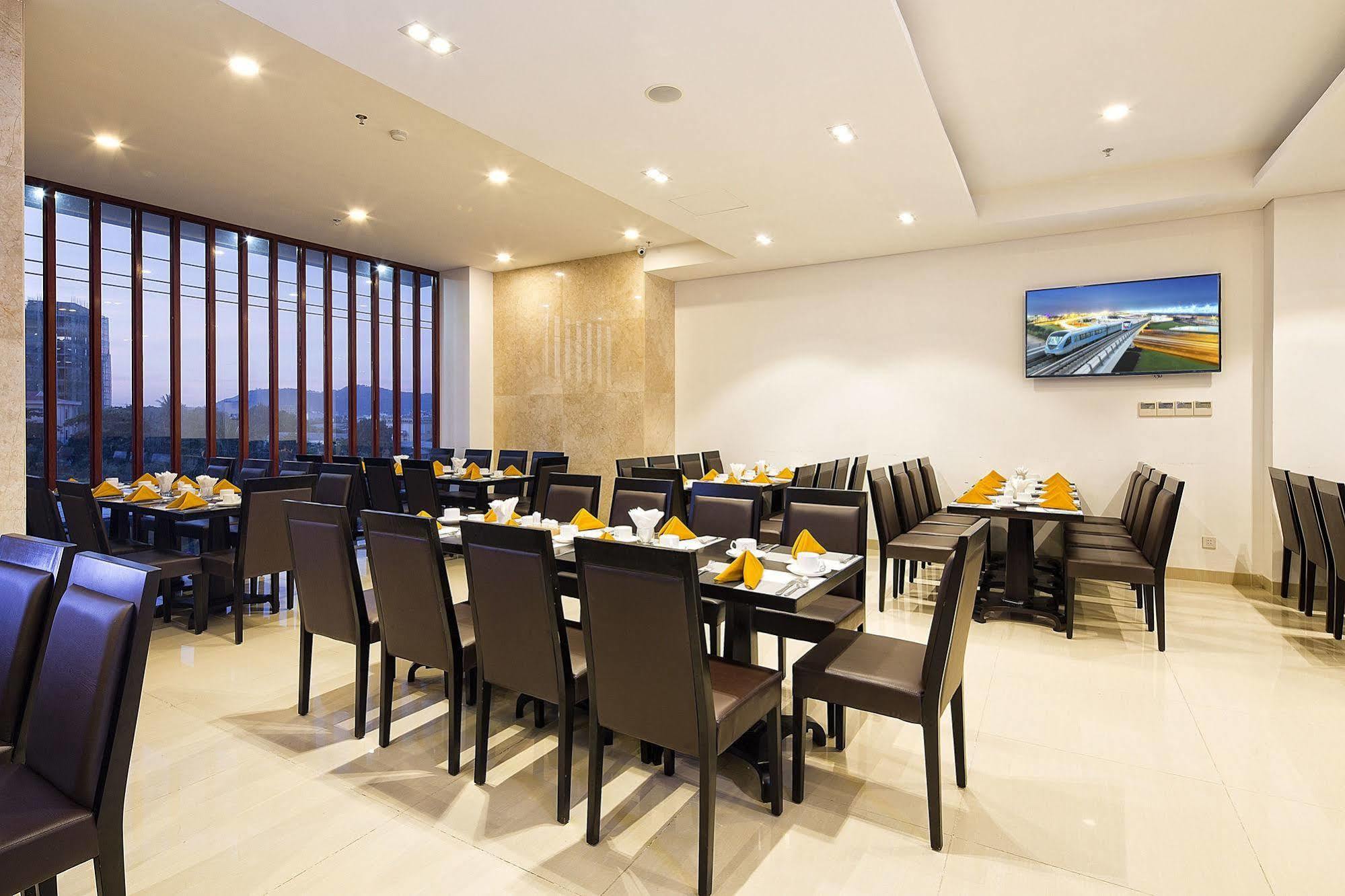 Dendro Gold Hotel Nha Trang Exterior foto